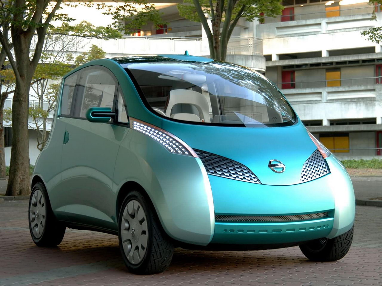 Nissan Effis Concept 2003_001.jpg